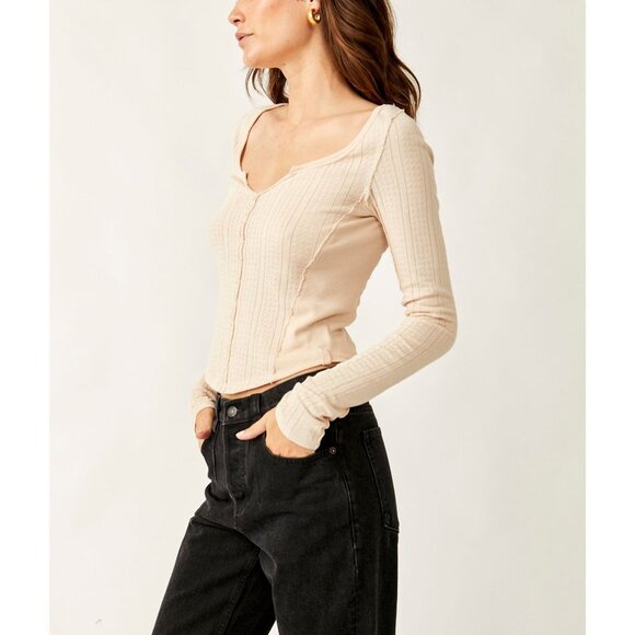 FREE PEOPLE Eyes On You Long Sleeve Top Tee Tshirt / Birch NEW! - Picture 2 of 4